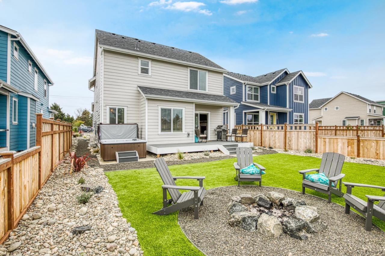 Herons Haven On The Canal Villa Ocean Shores Exterior photo